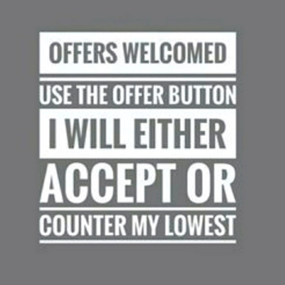 Have lots of nice items at good reasonable prices. Check out  my closet!!